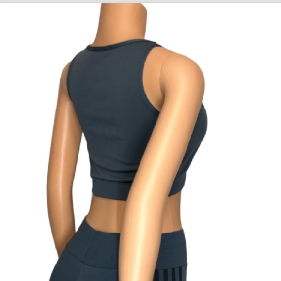 AQ - Sport Activewear Gray Black striped Biker Short 2 piece Set Size M NWT - Picture 8 of 17